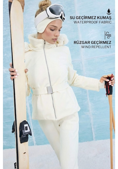 Defacto Su İtici Slim Fit Dar Kesim Kemerli Kapüşonlu Softshell Kayak Montu F3525ax25wnwt46 Beyaz-wt46