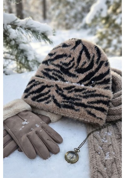 Ritagarcia Kadın Zebra Desenli Yumoş Peluş Bere Yumuşak Dokulu Katlamalı Kışlık Kar Beresi Sütlü Kahverengi