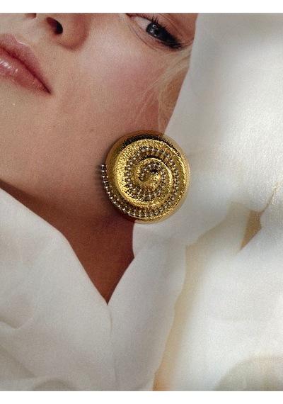 Pinery Jewels Deniz Kabuğu Paslanmaz Çelik Kadın Küpe Çifti Altın