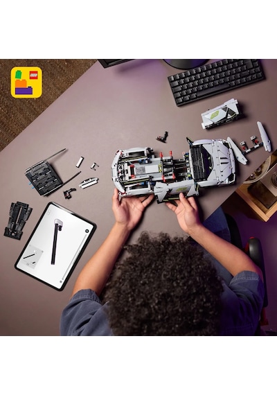 LEGO® Technic Lamborghini Revuelto Süper Spor Araba 42214 - 10 Yaş ve Üzeri Çocuklar için STEM Oyuncak Yapım Seti (1135 Parça)