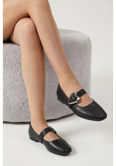 Papuçcity Fendi 03468 Kadın Günlük Babet Sıyah