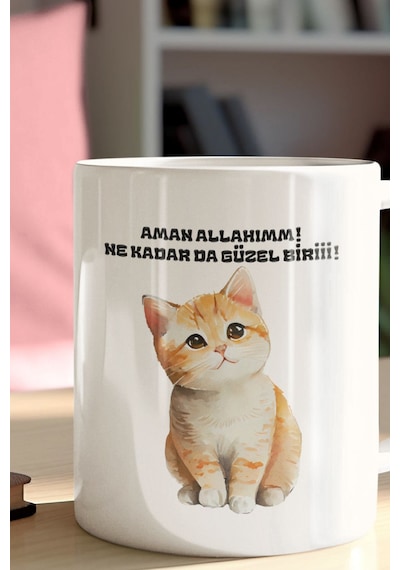 Ne Kadar Da Güzel Biri-masum Kedi Baskılı Beyaz Kupa Bardak