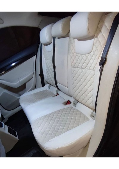 Skoda Octavia 2013 2019 Arası Uyumlu Arka Sırt 2+1 Arka Sırt Kolcaklı Model