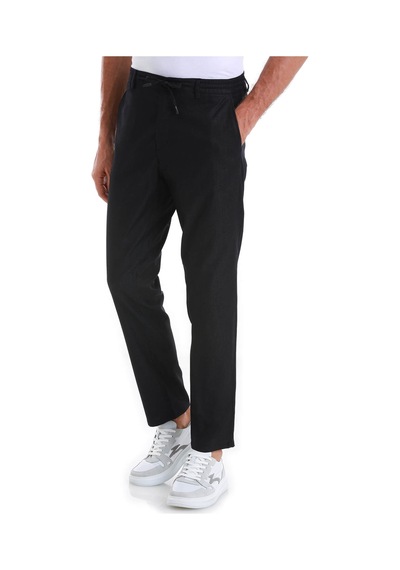 Hatemoğlu Lacivert Dinamik Fit Düz Yandan Cepli Pamuklu Jogger Pantolon 29262024c004 005 Lacivert Hatemoğlu Lacivert Dinamik Fit Düz Yandan Cepli Pamuklu Jogger Pantolon 29262024c004 005 Lacivert