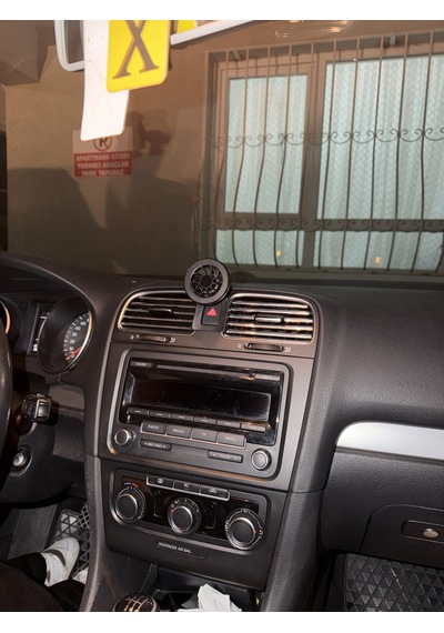 Volkswagen Golf 6 2008-2013 Uyumlu Araç Içi Premium Telefon Tutucu - Araba Telefon Tutacağı Havalandırma Için