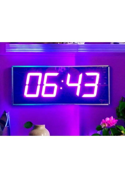 Sanec Wifi Senkronize Dijital Led Duvar Ve Masa Saat Derece Otomatik İnternet Saat Ayarlı, Mor Led, 16x40 Cm Mor