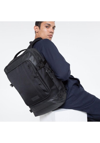 Eastpak Tecum L CNNCT Coat Notebook Laptop Sırt Çantası EK92D80W