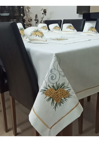 Nakışlı Desenli Masa Örtüsü Takımı 8 Kişilik 10 Parça Peçete Runner Krem