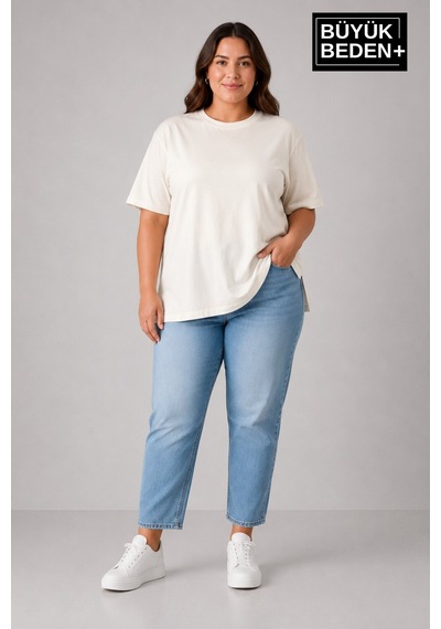 Superlife Büyük Beden Kadın Bisiklet Yaka Yırtmaç Detaylı 3xl-6xl Tunik Tişört Spr26btsk501 Ekru Superlife Büyük Beden Kadın Bisiklet Yaka Yırtmaç Detaylı 3xl-6xl Tunik Tişört Spr26btsk501 Ekru