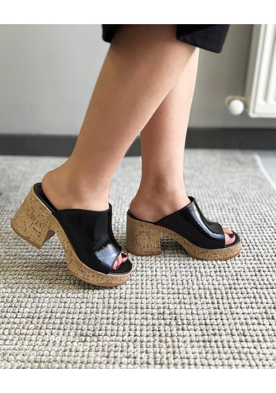 Asmi Shoes Kadın Siyah Rugan Deri Mantar Taban Ortopedik Platform Topuk Terlik