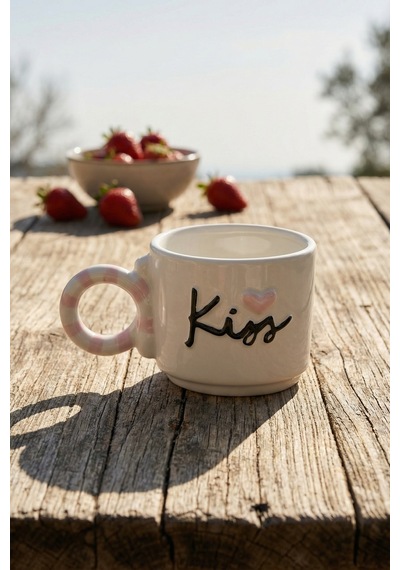 Valentine Kiss Porselen Kupa - 425 Ml Renkli