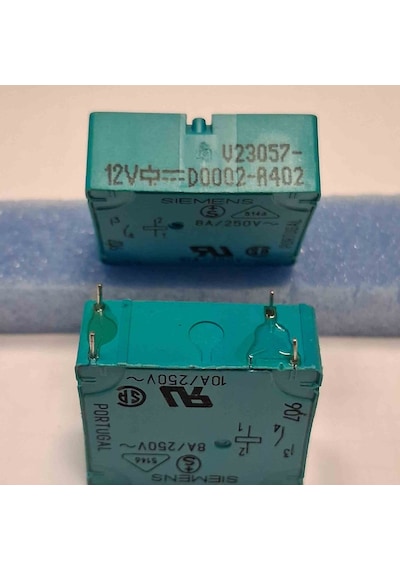 V23057-d0002-a402 Röle 12v 10a 4pin