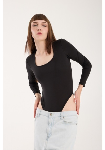 Gugus Kadın Kare Yaka Uzun Kollu Çıtçıtlı/zıbın Body Siyah