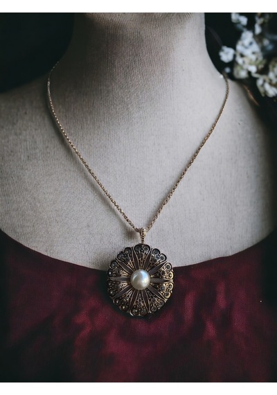 Black Diamond Swarovski Taşlı İnci Çiçek Kolye Beyaz