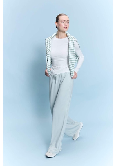 Defacto Wıde Leg Geniş Paça Standart Boy Modal Sporcu Pantolon D7128ax26spgn1260 Yeşil-gn1260