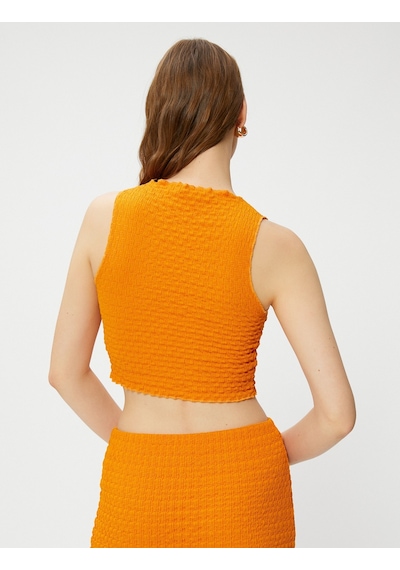 Koton Şahika Ercümen X Koton - Kolsuz Dokulu Crop Top Turuncu 3sak10425ek 3SAK10425EK202 Koton Şahika Ercümen X Koton - Kolsuz Dokulu Crop Top Turuncu 3sak10425ek 3SAK10425EK202