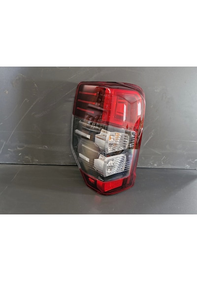 Mitsubishi L200 Sol Stop Lambası Ledsiz Sıfır 2019 2020 2021