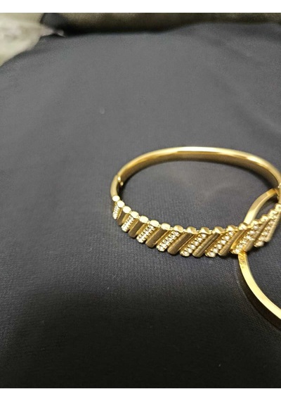 Kadın Gold Renk Antialerjik Çelik Taşlı Modern Tasarım Kelepçe Altın