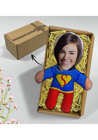 Bk Gift  Kutusunda Kişiye Özel Fotoğraflı Kadın Süper Kahraman Bebek Yastık-14, Arkadaşa , Sevgiliye , Doğum Günü si