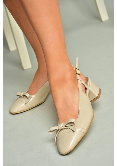 Fox Shoes U404703609 Bej Alçak Topuklu Kadın Ayakkabı Bej