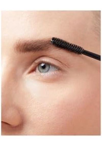 - Ref Frizz Tamer 20 Ml Elektriklenen, Uçuşan Saç Ve Kaşlar Için Sabitleyici Bakım Kremi