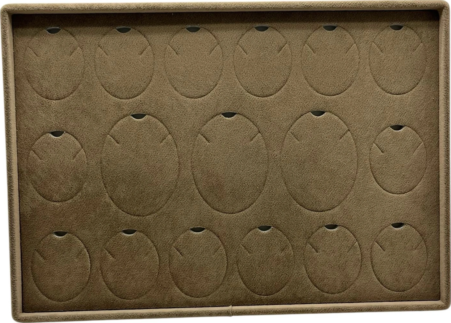 Süet Kumaş Kahve 34-24 Cm Ayaklı 17 Pedli Kolye Tabla Stand