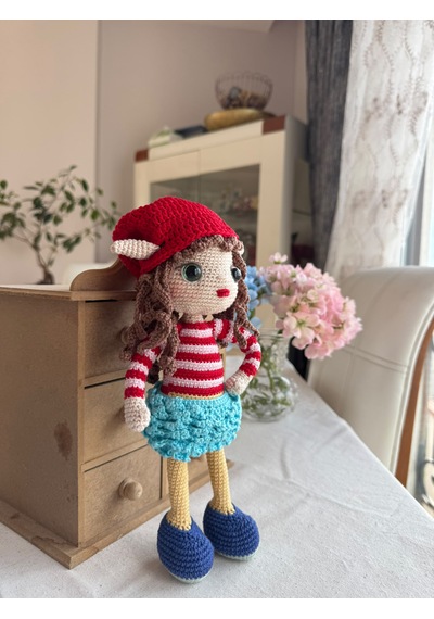 Kırmızı Şapkalı Elf Kız Bebek 30 Cm