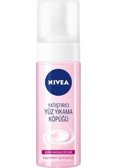Nivea Yatıştırıcı Yüz Temizleme Köpüğü Kuru Ciller 150 Ml Çok Renkli