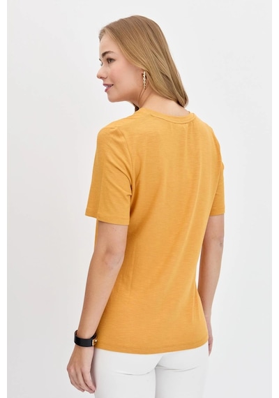 Desen Triko Kadın V Yaka Flamlı Kumaş Basic T-shirt Kmy24085 Hardal