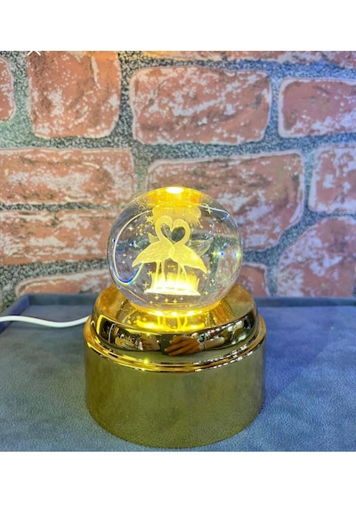 Mobgift 360 Derece Dönen Sarı Led Işıklı Gold Standlı Usb'li Kristal Filamingo Cam Küre Çok Renkli