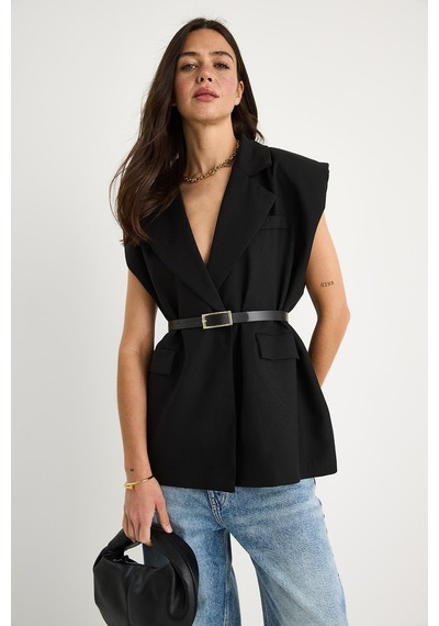 Shade Kadın Cep Detaylı Kemerli Vatkalı Oversize Astarlı Blazer Yelek 11143 60281003 - Siyah Shade Kadın Cep Detaylı Kemerli Vatkalı Oversize Astarlı Blazer Yelek 11143 60281003 - Siyah