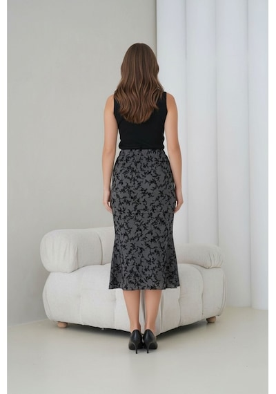 Mamayaga Kadın Beli Lastikli Çiçek Desenli Tül Balık Kesim Eteği Volanlı Midi Boy Curve Şık Etek Antrasit Mamayaga Kadın Beli Lastikli Çiçek Desenli Tül Balık Kesim Eteği Volanlı Midi Boy Curve Şık Etek Antrasit