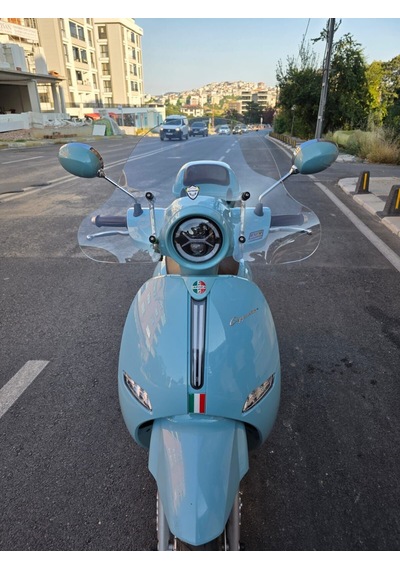 Motocam Arora Ar50 Cappucino Ön Cam 2020-2026 Model 39cm Şeffaf Renkli 4mm Aparatsız