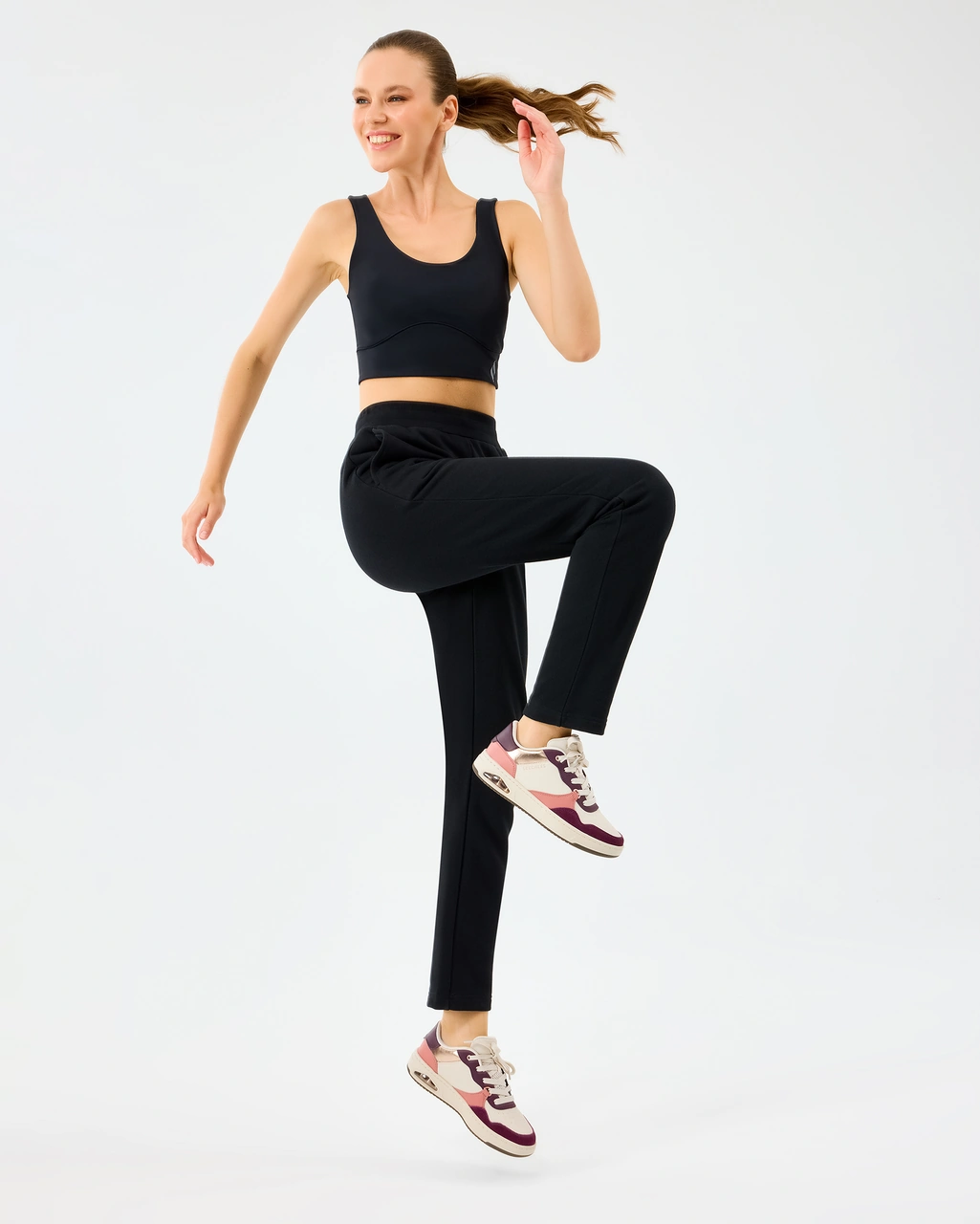 Skechers W Essential Slim Sweatpant Kadın Siyah Eşofman Altı S2520289-3817 Siyah