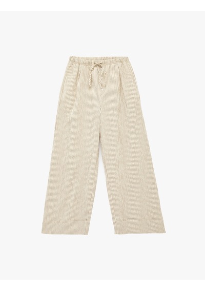 Koton Beli Bağcıklı Viskon Karışımlı Geniş Paça Pantolon Kahverengi Çizgili 6sal40083ıw Koton Beli Bağcıklı Viskon Karışımlı Geniş Paça Pantolon Kahverengi Çizgili 6sal40083ıw