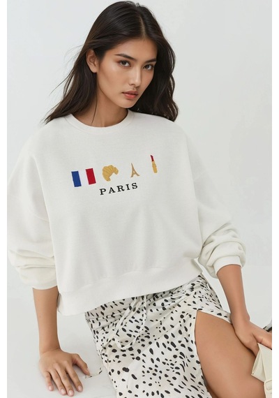 Hiccup İşlemeli Yuvarlak Yaka Sweatshirt Beyaz