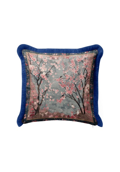 Sakura Çiçek Bahçesi Saçaklı Yastık Kılıfı - Uzakdoğu Gri Pembe Lacivert Püsküllü Kırlent Kılıfı Sessiz Vadi Saten Sakura Çiçek Bahçesi Saçaklı Yastık Kılıfı - Uzakdoğu Gri Pembe Lacivert Püsküllü Kırlent Kılıfı Sessiz Vadi Saten