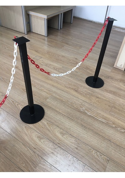 Güvenlik Şeridi Yönlendirme Bariyeri Zincirli Metal Duba Demir Bariyer 86 Cm 1.5mm