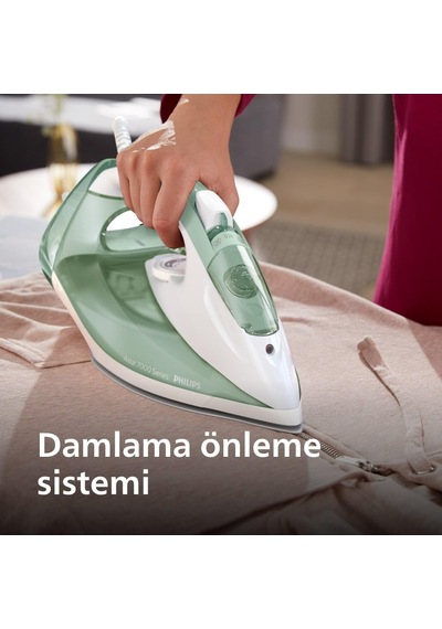 7000 Series Azur Buharlı Ütü, 2600w Güç, 220g Buhar, Damlama Önleme Sistemi, Steamglide Plus Taban, 300ml Su Haznesi Dst7012/70