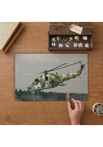 Askeri Helikopter Tasarımı 240 Parça Ahşap Puzzle Ahşap Kutuda Mpy10394