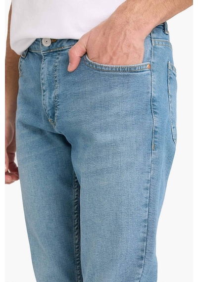 Defacto Pedro Slim Fit Dar Kalıp Normal Bel Dar Paça Jean Pantolon E3366ax26spnm29 Yeşil-nm29