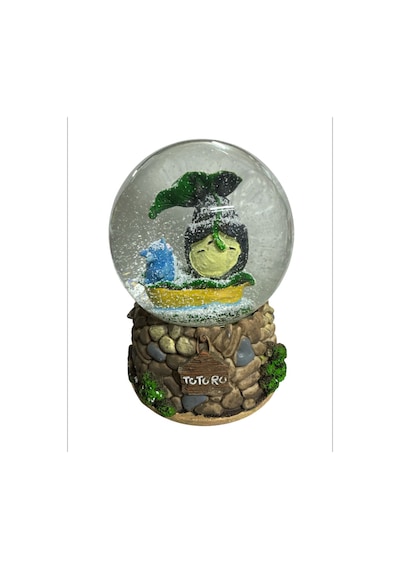 Totoro Yapraklı Müzikli Işıklı Püskürtmeli Büyük Boy Kar Küresi