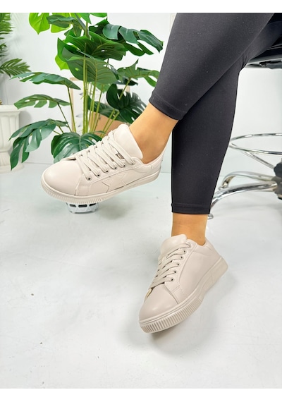 Günlük Kadın Sneaker Bağcıklı Yıldız Detaylı Tırtıklı Taban Oval Burunlu Rahat Spor Ayakkabı 602 Bej Günlük Kadın Sneaker Bağcıklı Yıldız Detaylı Tırtıklı Taban Oval Burunlu Rahat Spor Ayakkabı 602 Bej