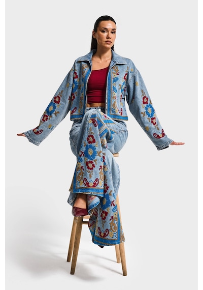 it's basic Kadın Kot Rengi 3s6-32 Bol Kesim Özel Nakış Desenli Tasarım Denim Ceket
