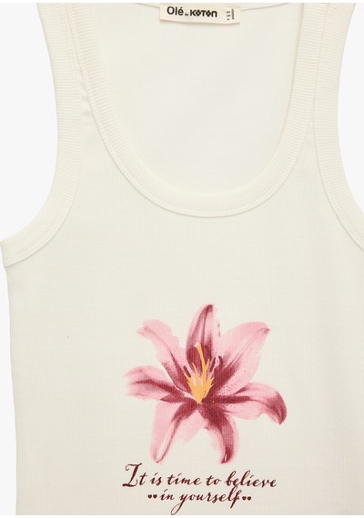 Koton Pamuklu Kolsuz U Yaka Hibiskus Baskılı Bluz Ekru 6sal30275ık