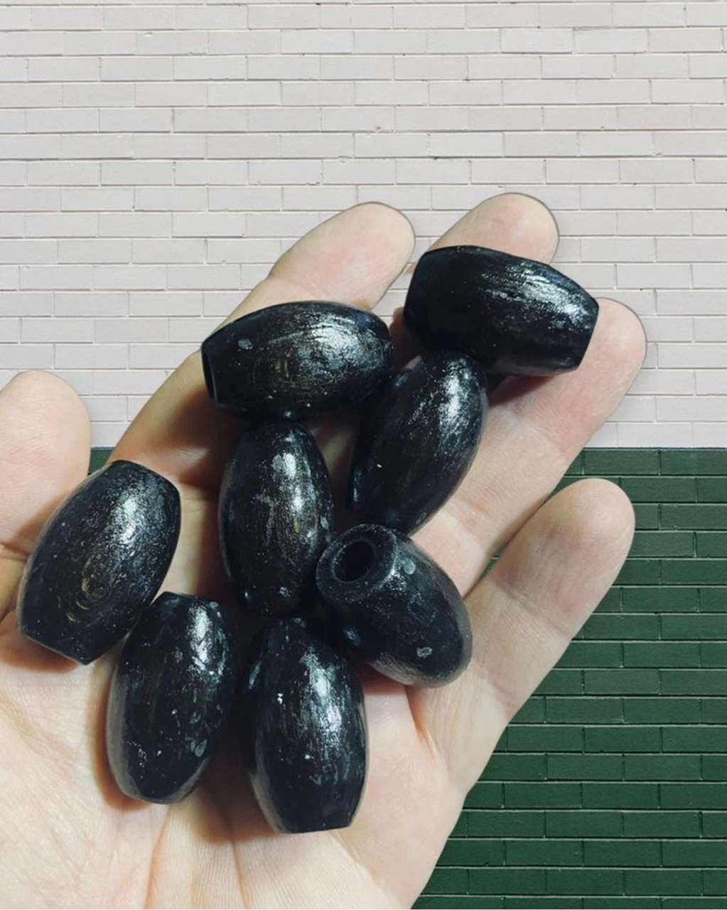 30 Mm Siyah Oval Ahşap Boncuk - 12 Adet