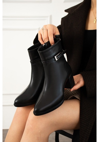 Dabab Shoes Astraya Kadın Siyah Tokalı Topuklu Kısa Konç Şık Kışlık Bot Bootie