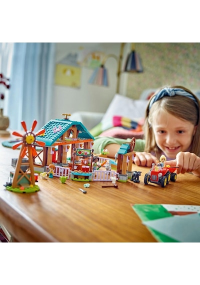 LEGO® Friends Çiftlik hayvanı Barınağı 42617 6+ Yaratıcı Oyuncak Yapım Seti - 489 Parça
