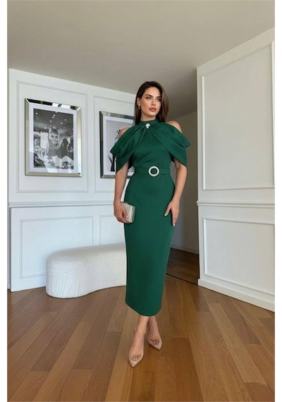 Neşeli Butik Kadın Omuz Detaylı Toka Kemerli Midi Boy Elbise Nbnc110095 Zümrüt Yeşil Neşeli Butik Kadın Omuz Detaylı Toka Kemerli Midi Boy Elbise Nbnc110095 Zümrüt Yeşil