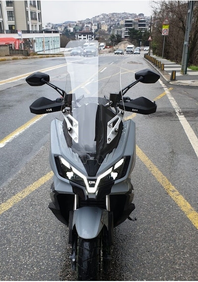 Motocam Sym Adx 250 Ön Cam 2024-2026 Model 75cm Şeffaf Renkli 4mm Uzun